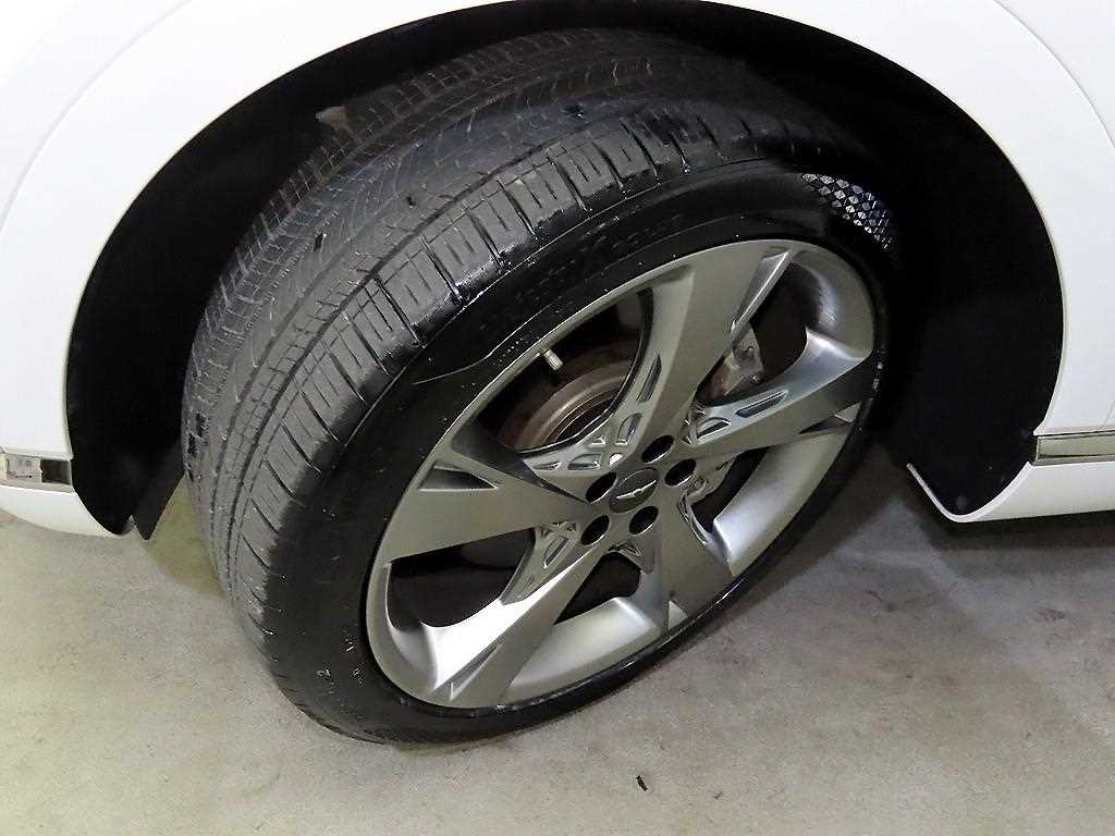 Genesis GV80 — photo 20