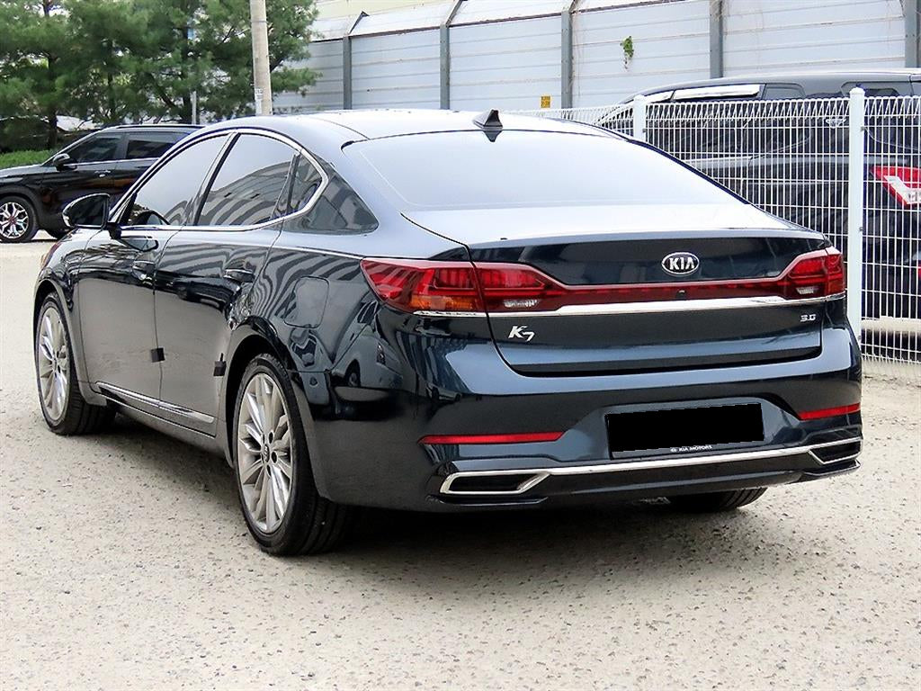 Kia K7 — photo 03