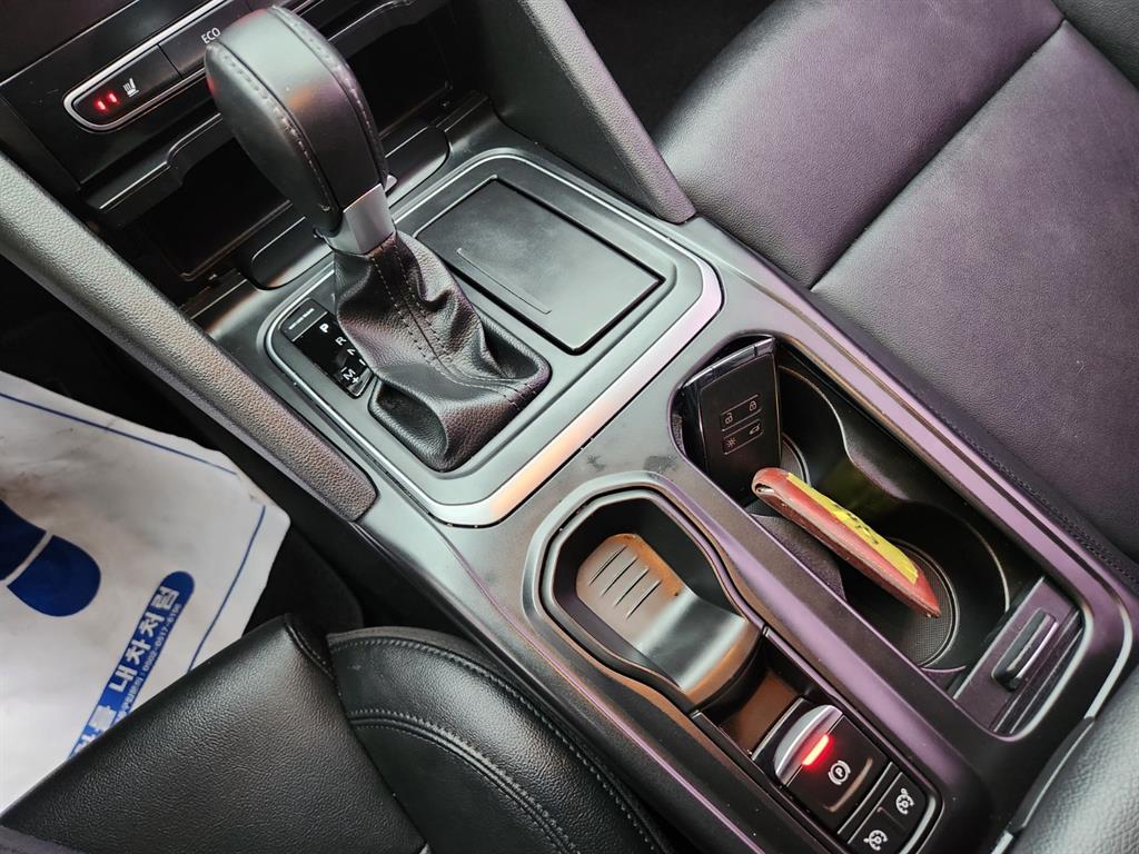 RENAULT SM6 — photo 10