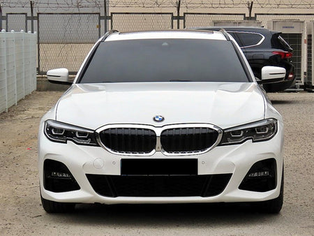 BMW 3-Series — photo 01