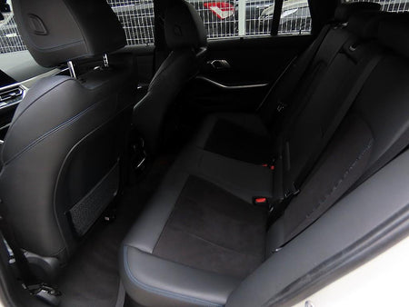 BMW 3-Series — photo 06