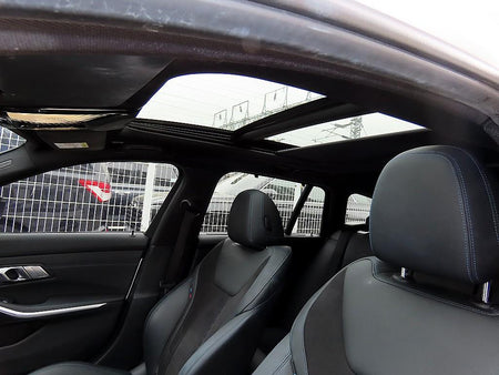 BMW 3-Series — photo 16
