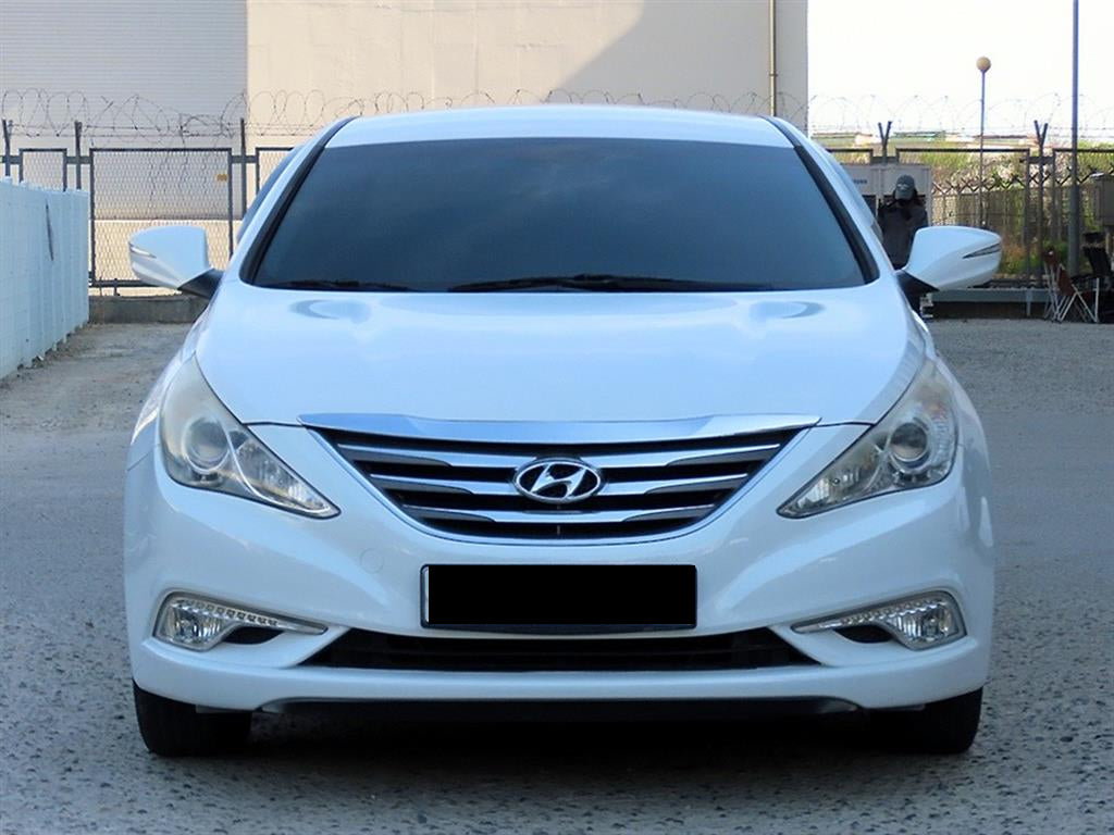 Hyundai Sonata — photo 01