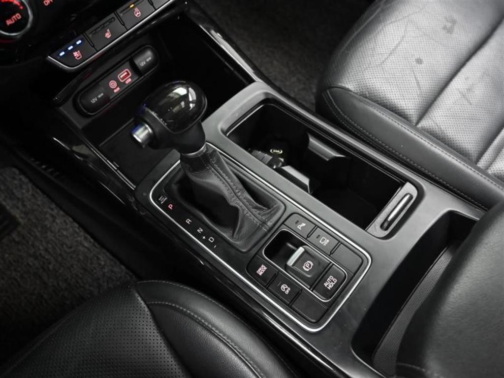 Kia Sorento — photo 09