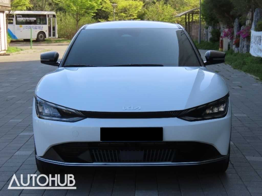 Kia EV6 — photo 01