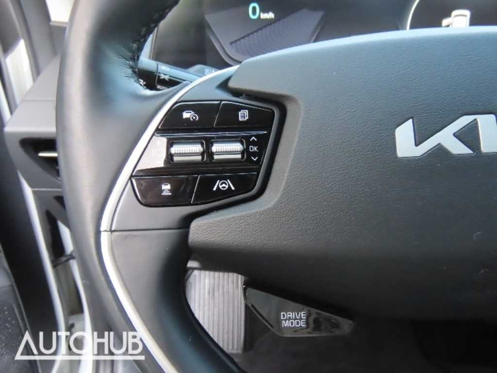 Kia EV6 — photo 12