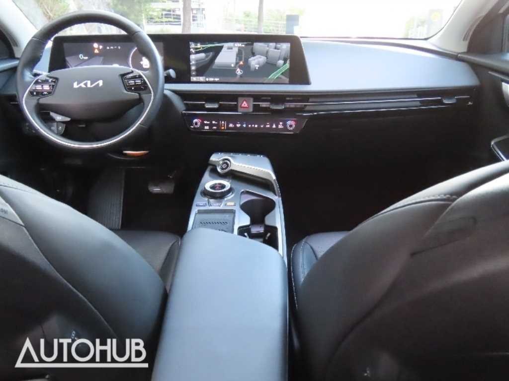 Kia EV6 — photo 16