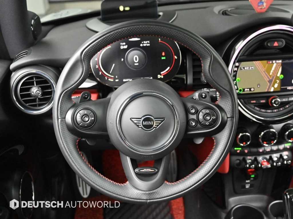 Mini Cooper — photo 13