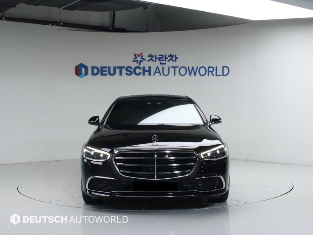 Mercedes-Benz S-Class — photo 03