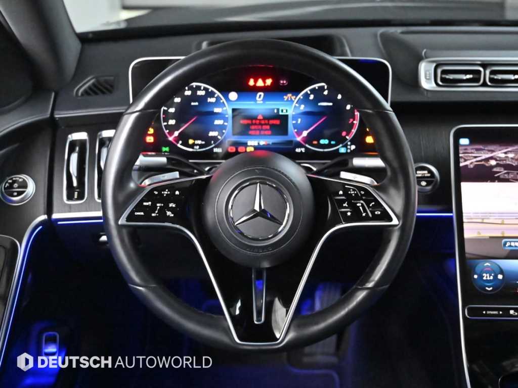Mercedes-Benz S-Class — photo 13