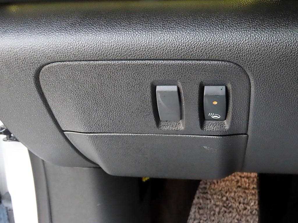 RENAULT SM6 — photo 12