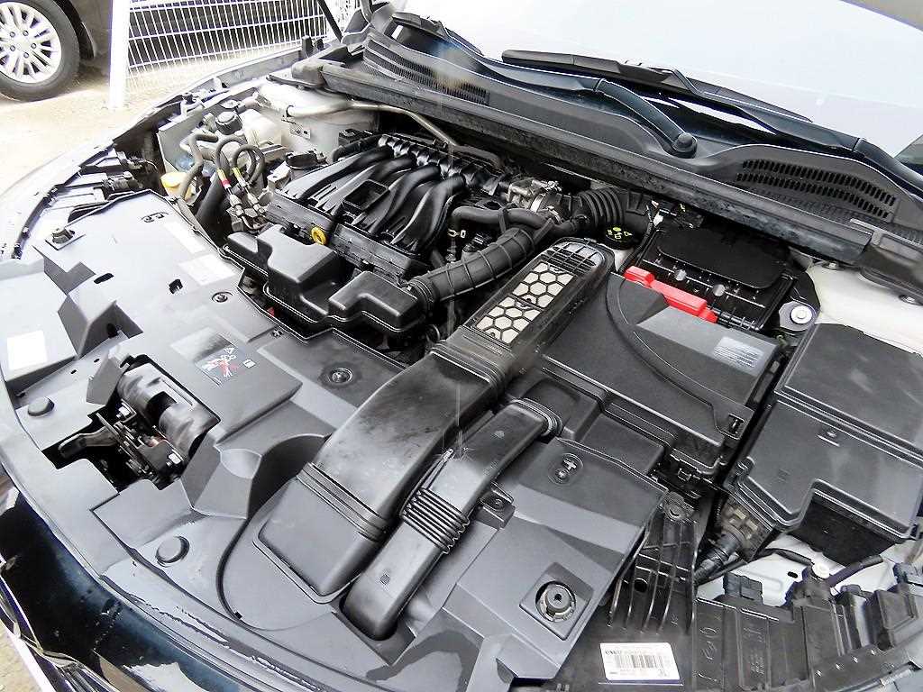 RENAULT SM6 — photo 18