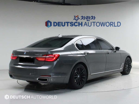 BMW 7-Series — photo 02