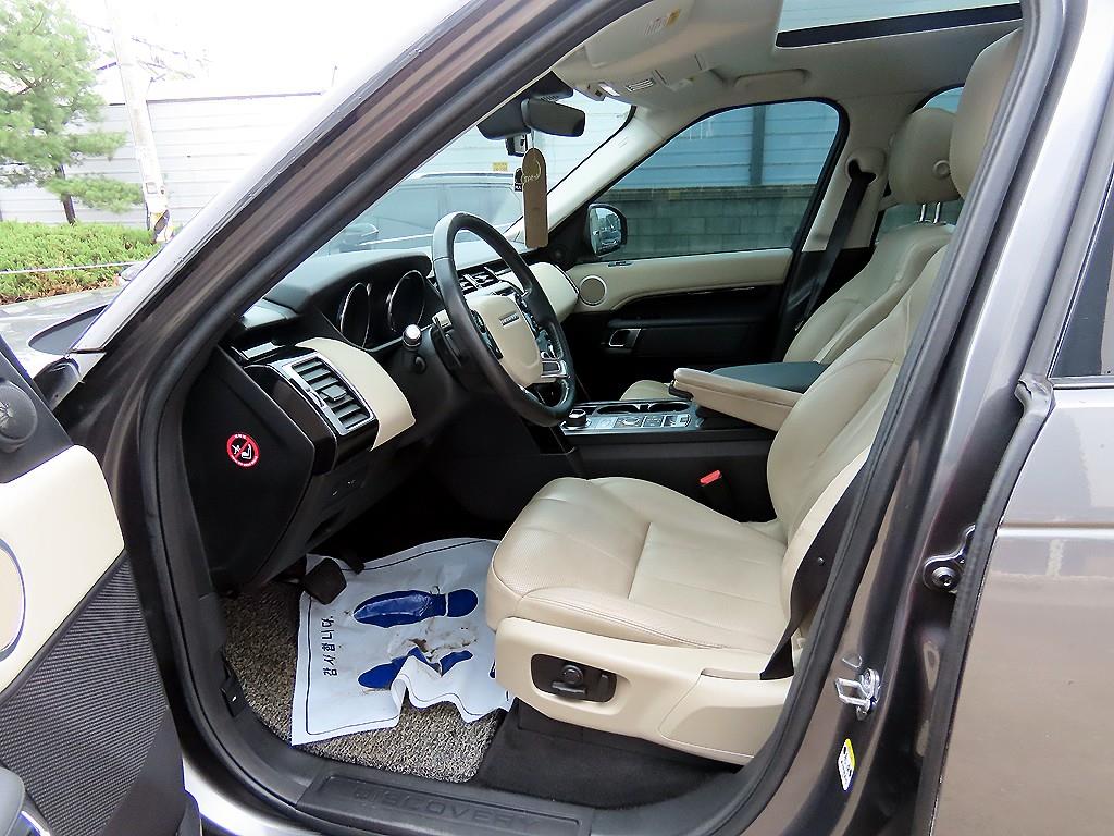 Land Rover Discovery — photo 05