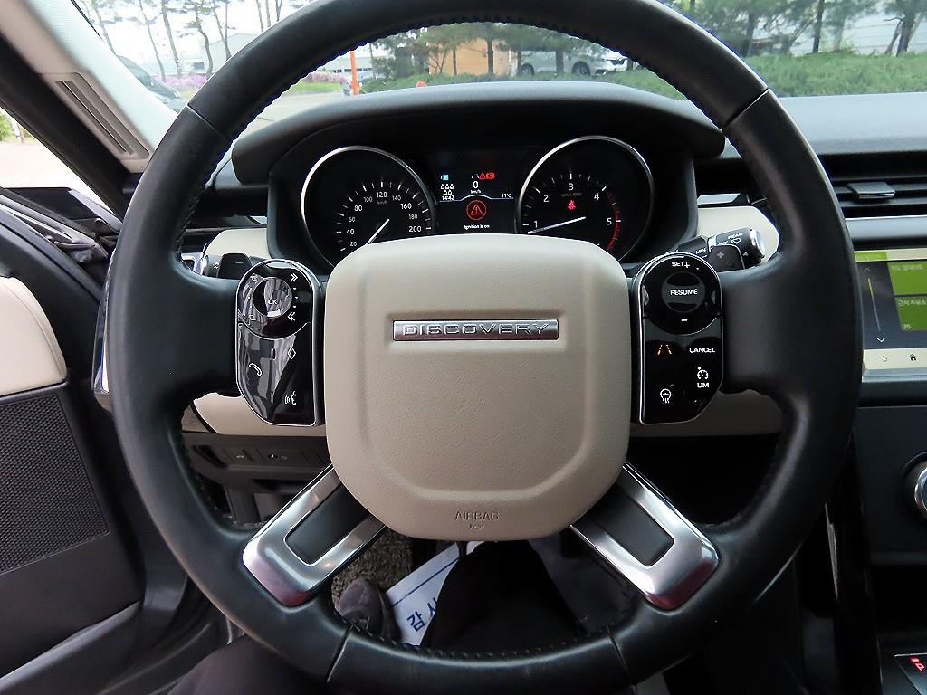 Land Rover Discovery — photo 08