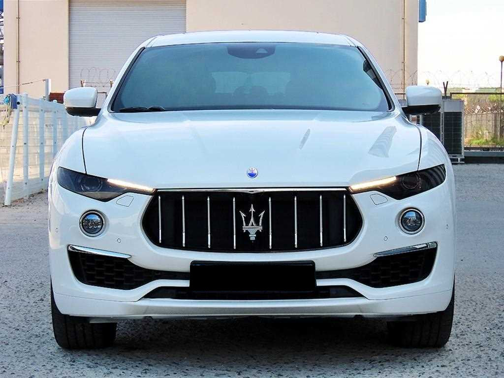 Maserati Levante — photo 01