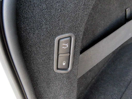 Maserati Levante — photo 16
