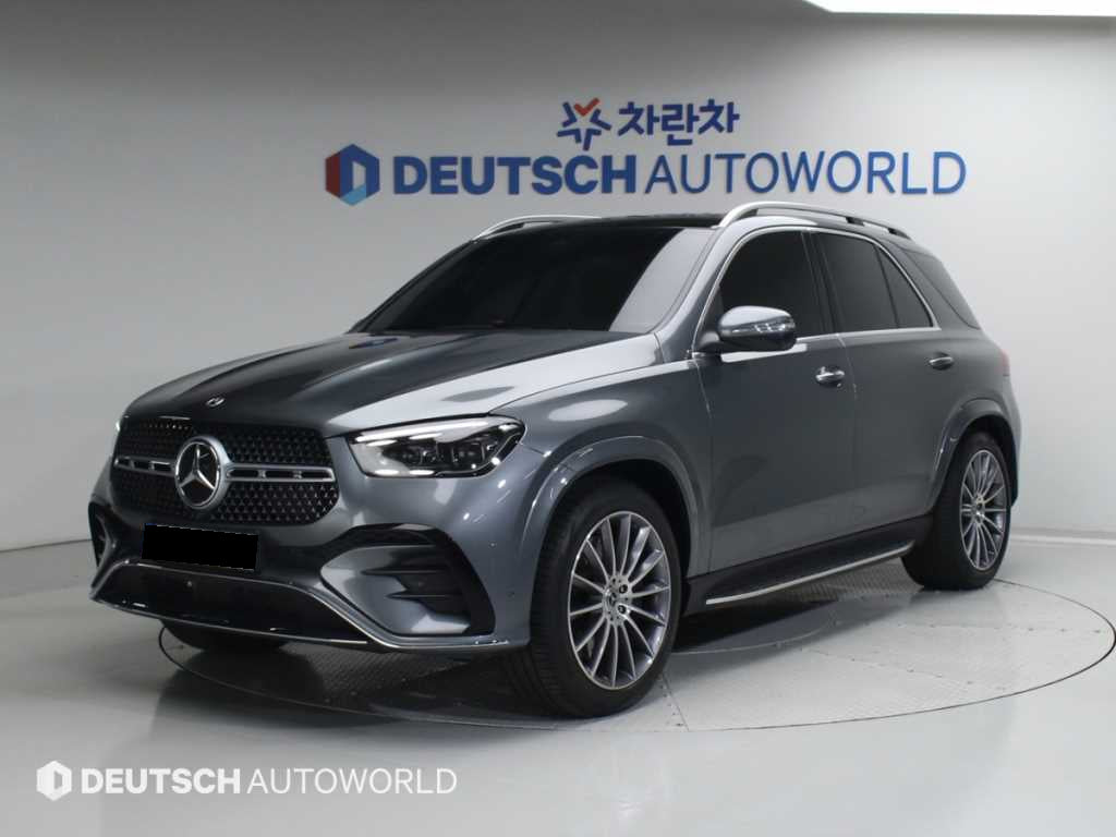 Mercedes-Benz GLE-Class — photo 01