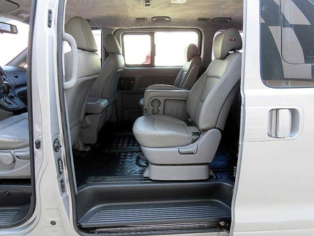Hyundai Starex — photo 06