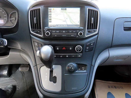 Hyundai Starex — photo 14