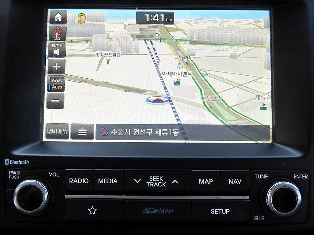 Hyundai Starex — photo 15