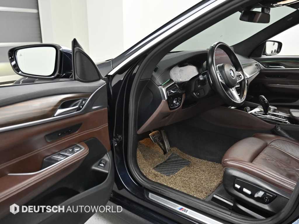 BMW Gran Turismo — photo 11