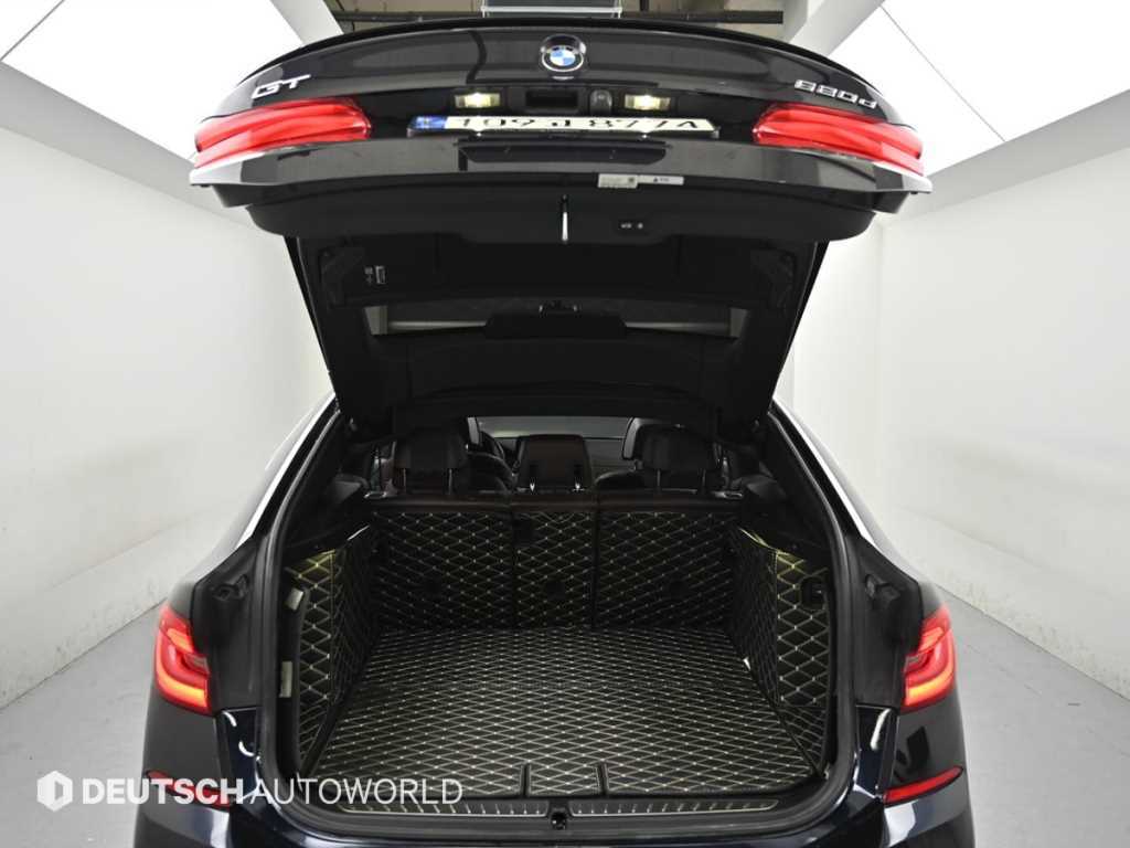 BMW Gran Turismo — photo 19