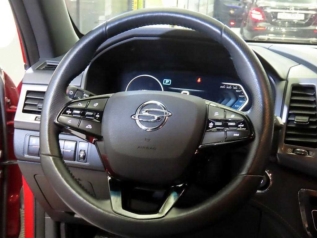 KGM Rexton — photo 08