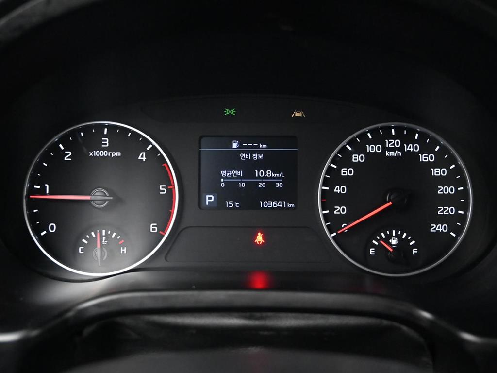 Kia Seltos — photo 08