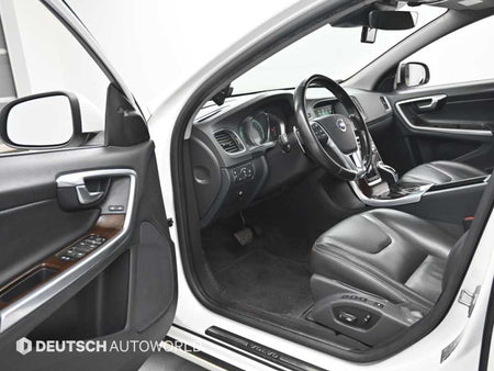 Volvo S60 — photo 11