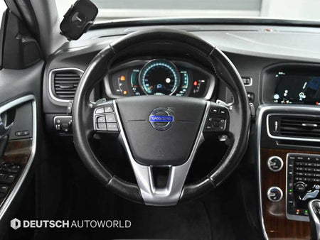 Volvo S60 — photo 13