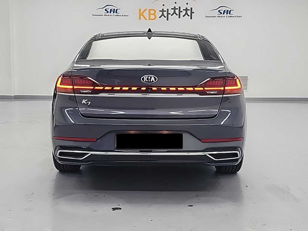Kia K7 — photo 03