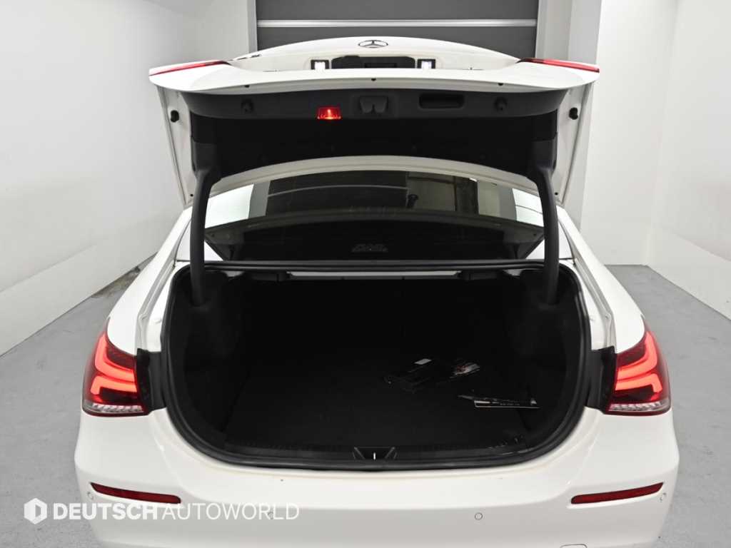 Mercedes-Benz A-Class — photo 19