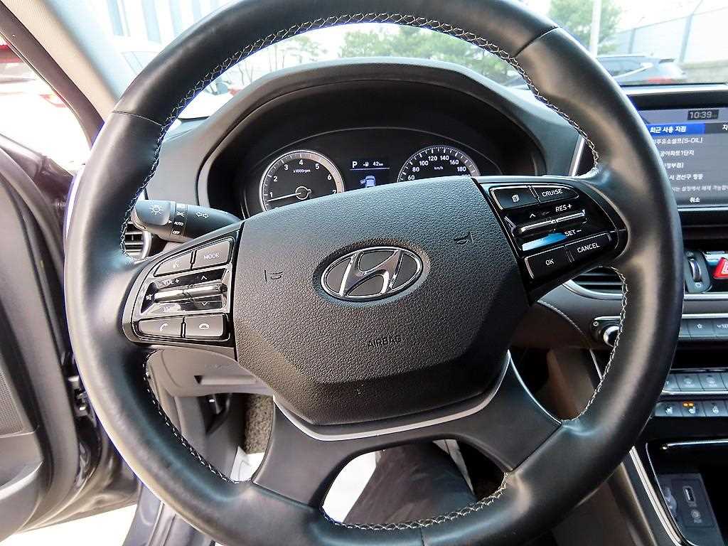 Hyundai Grandeur — photo 08