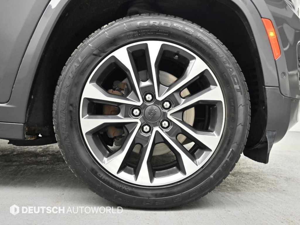 Jeep Cherokee — photo 05