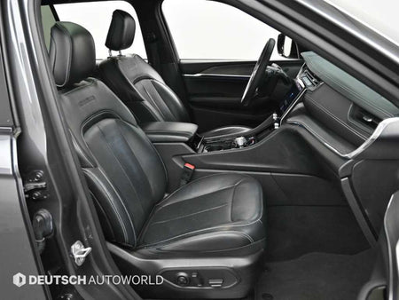 Jeep Cherokee — photo 10