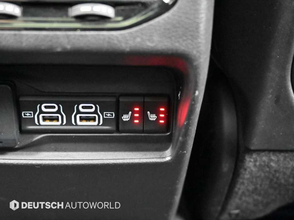 Jeep Cherokee — photo 16