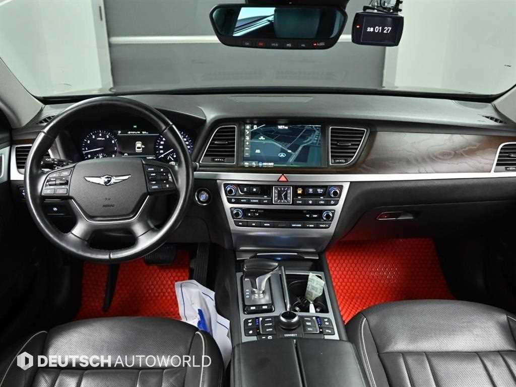 Genesis G80 — photo 07