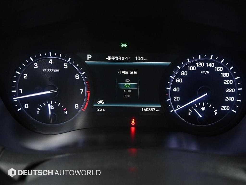Genesis G80 — photo 08