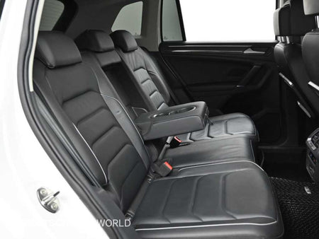 Volkswagen Tiguan — photo 12