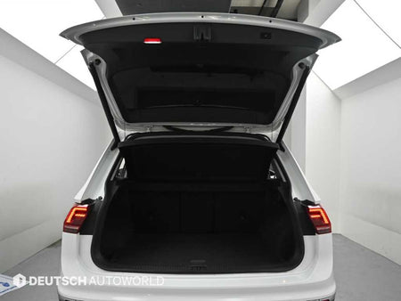 Volkswagen Tiguan — photo 19