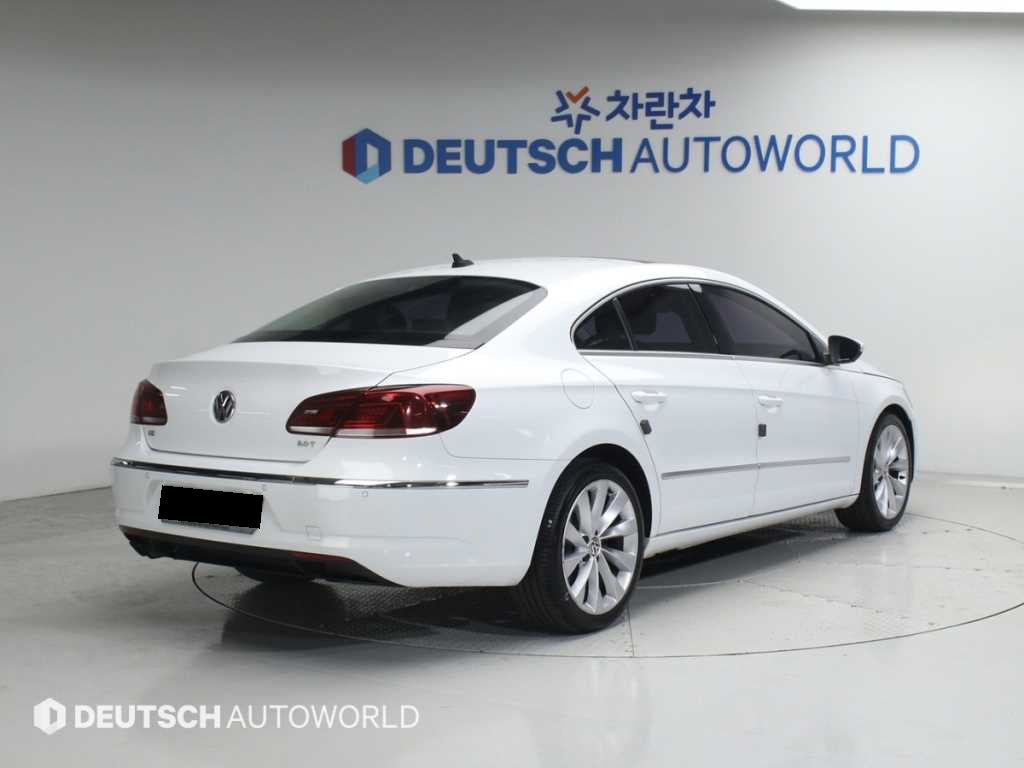 Volkswagen CC — photo 02