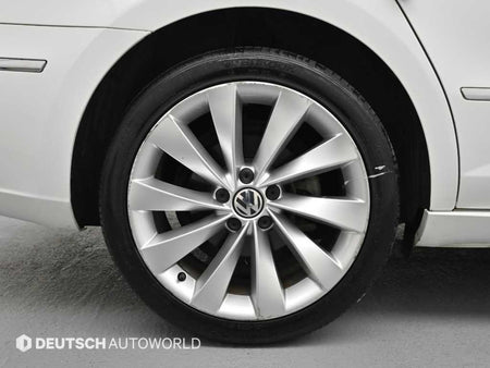 Volkswagen CC — photo 05