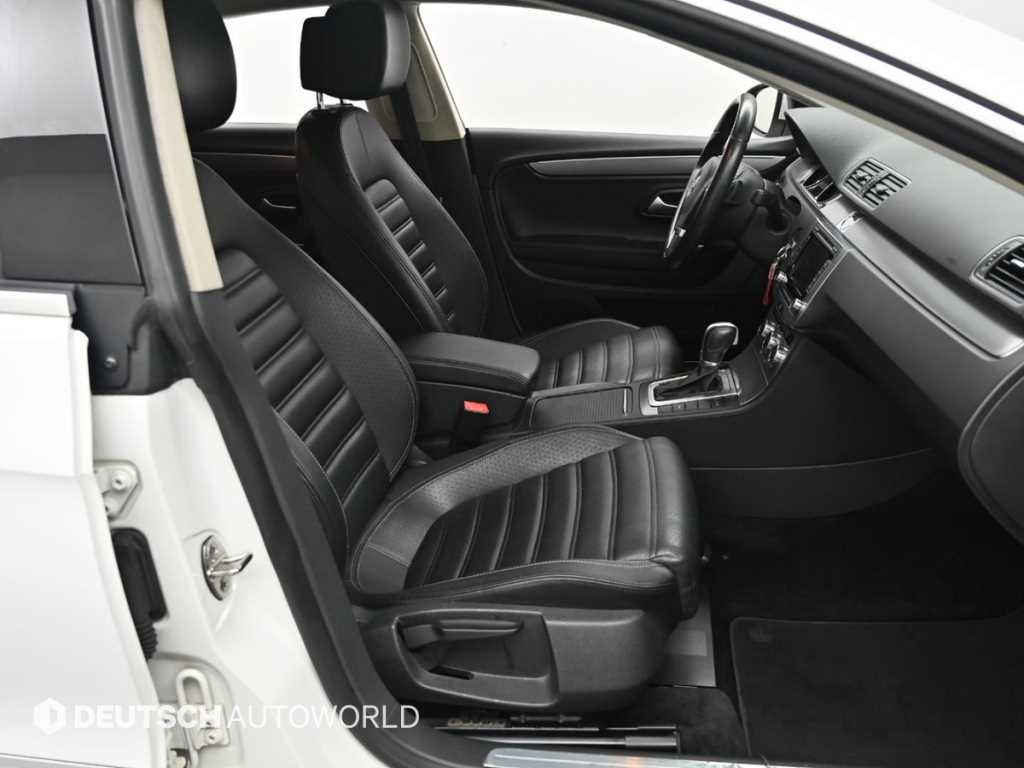 Volkswagen CC — photo 10