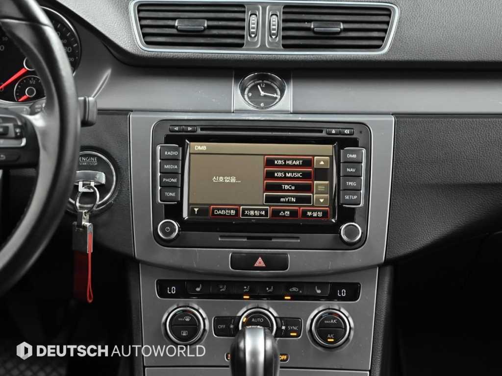 Volkswagen CC — photo 14