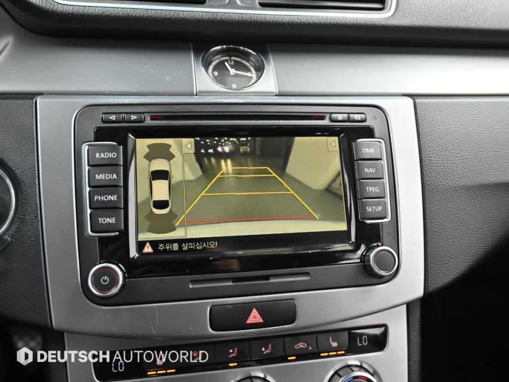 Volkswagen CC — photo 15