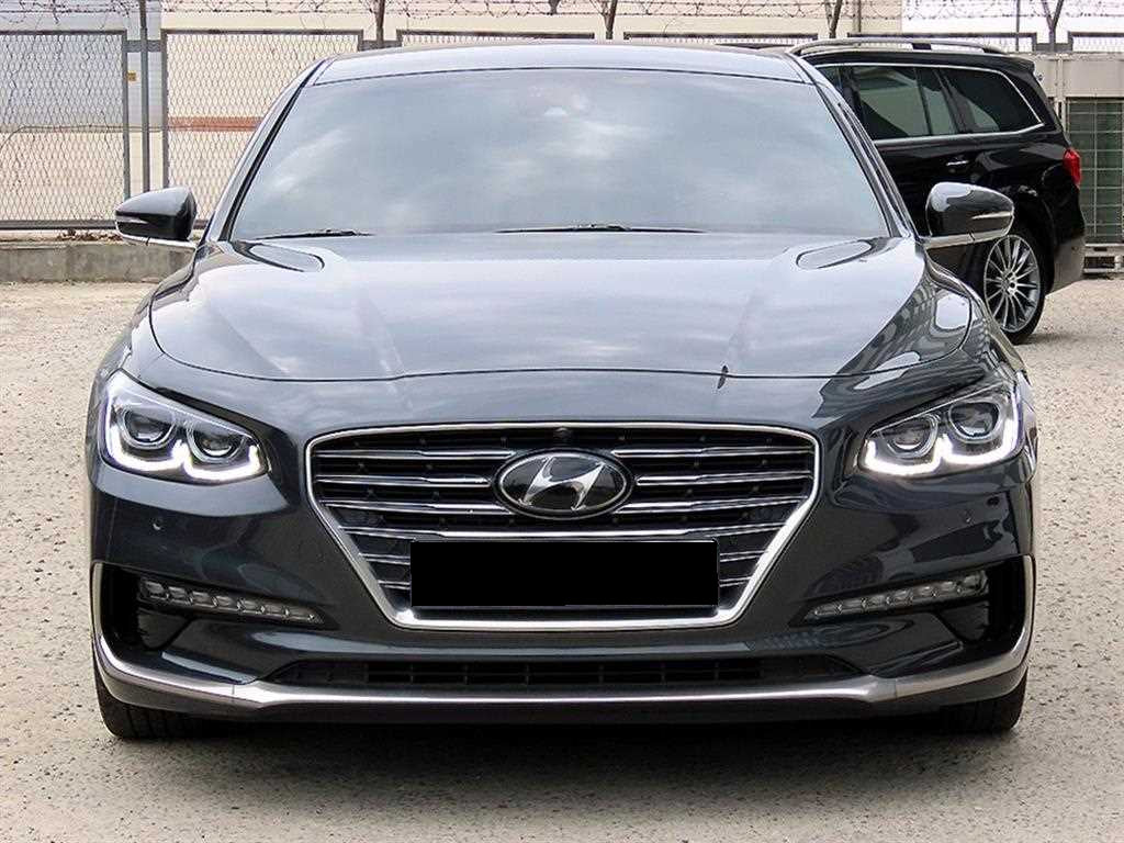 Hyundai Grandeur — photo 01