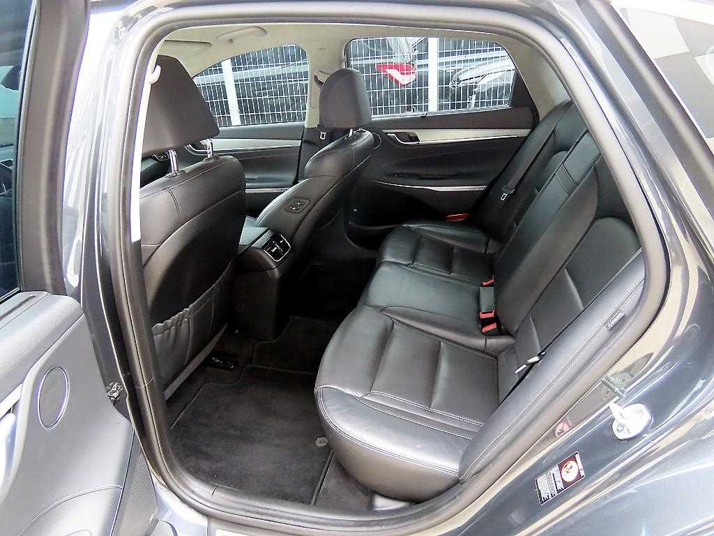 Hyundai Grandeur — photo 06