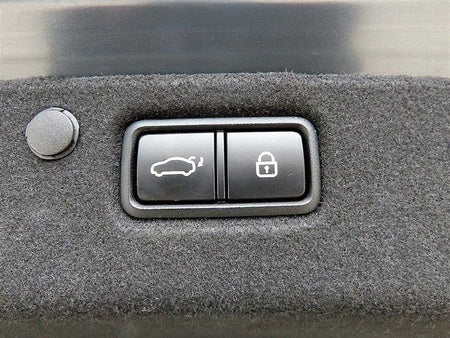 Hyundai Grandeur — photo 17