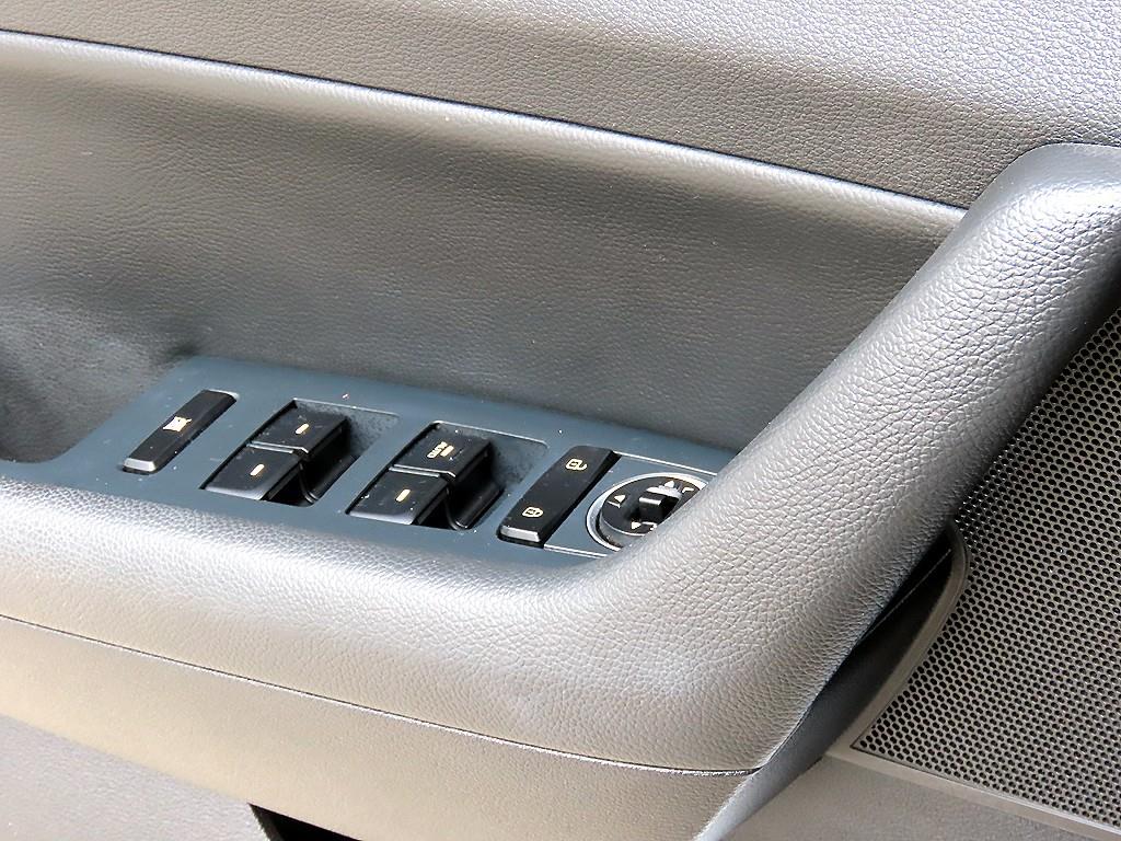 Hyundai Sonata — photo 11